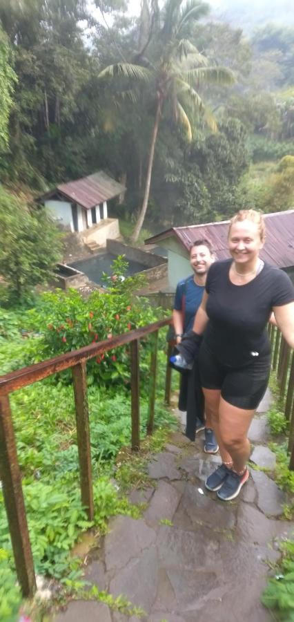 Hidayah Homestay Келимуту Экстерьер фото